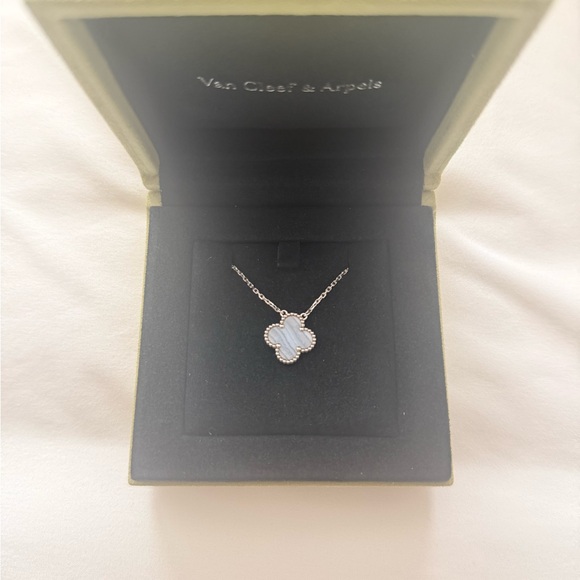 Van Cleef & Arpels Jewelry - Van Cleef & Arpels Vintage Alhambra Chalcedony Necklace